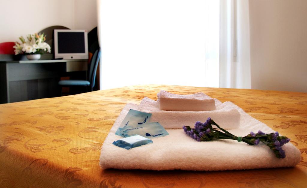 Hotel Excelsior Bellaria-Igea Marina Zimmer foto